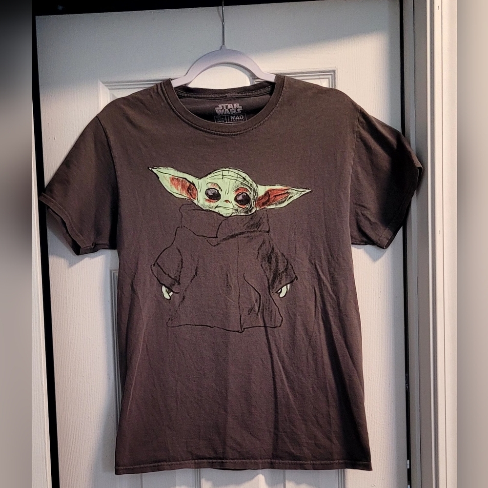 Star Wars Mad Engine Grogu/Baby Yoda T-Shirt, Sz Small (34-36) Olive Green